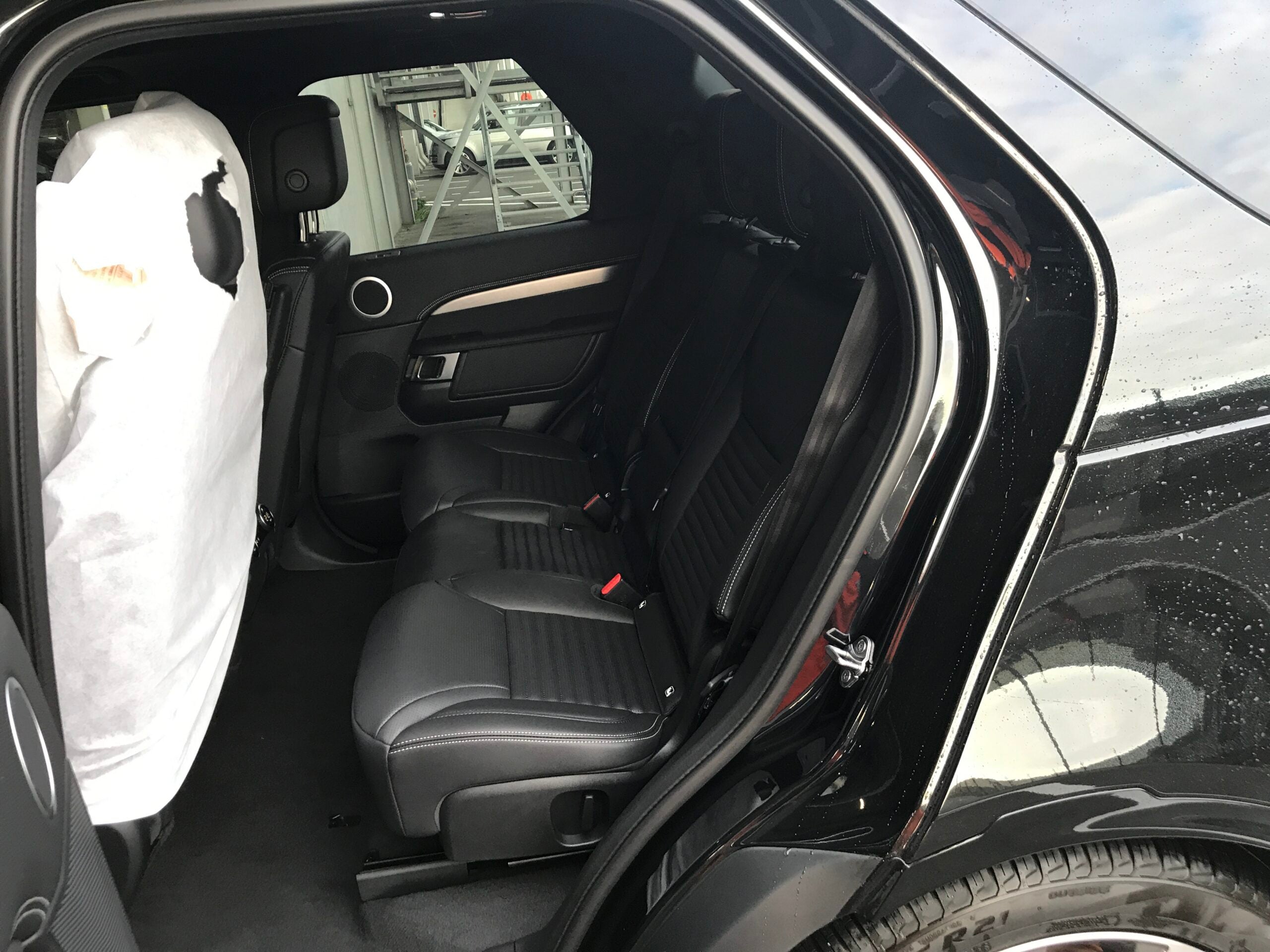 Land Rover Discovery P360 Dynamic SE