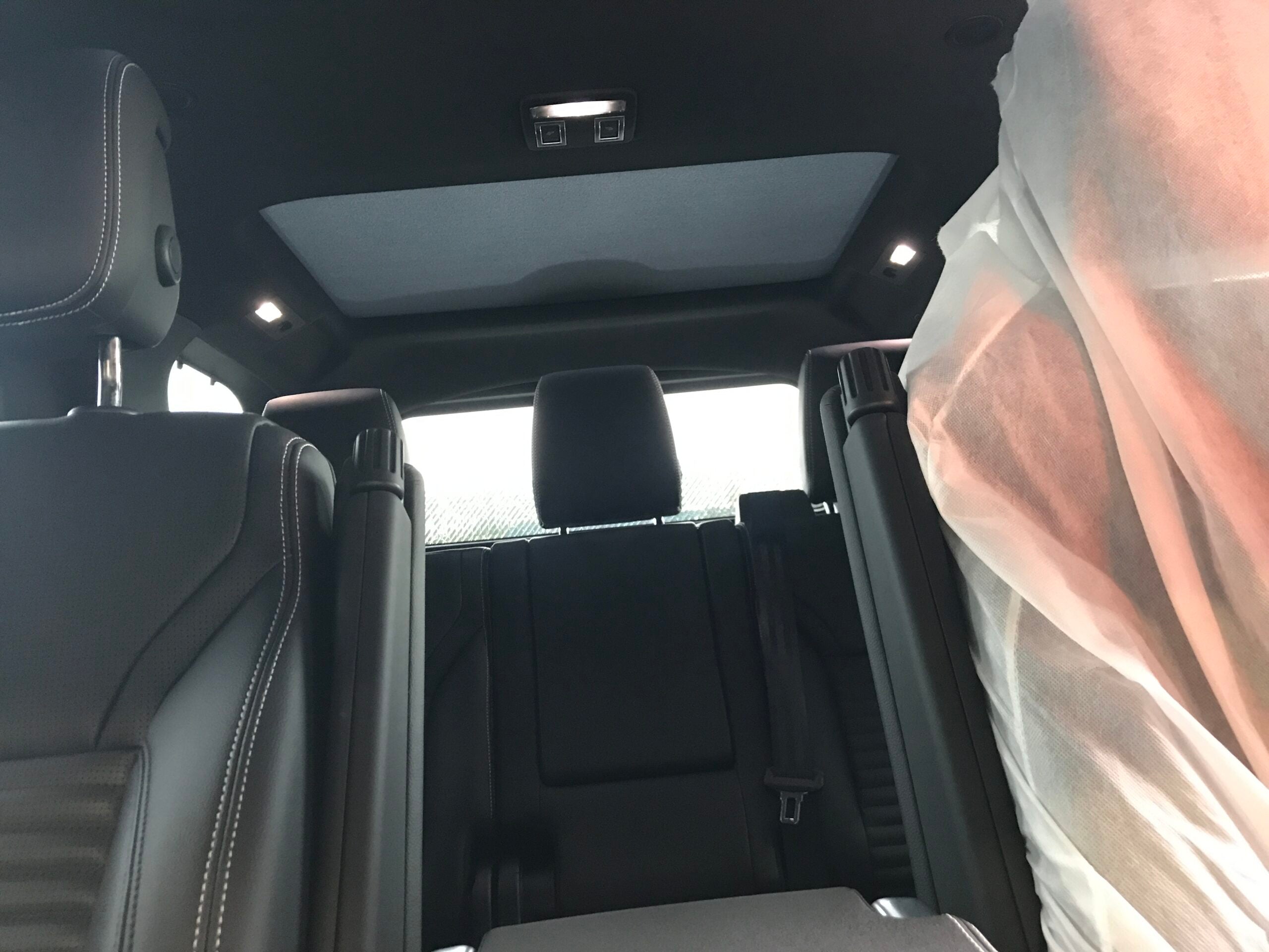 Land Rover Discovery P360 Dynamic SE