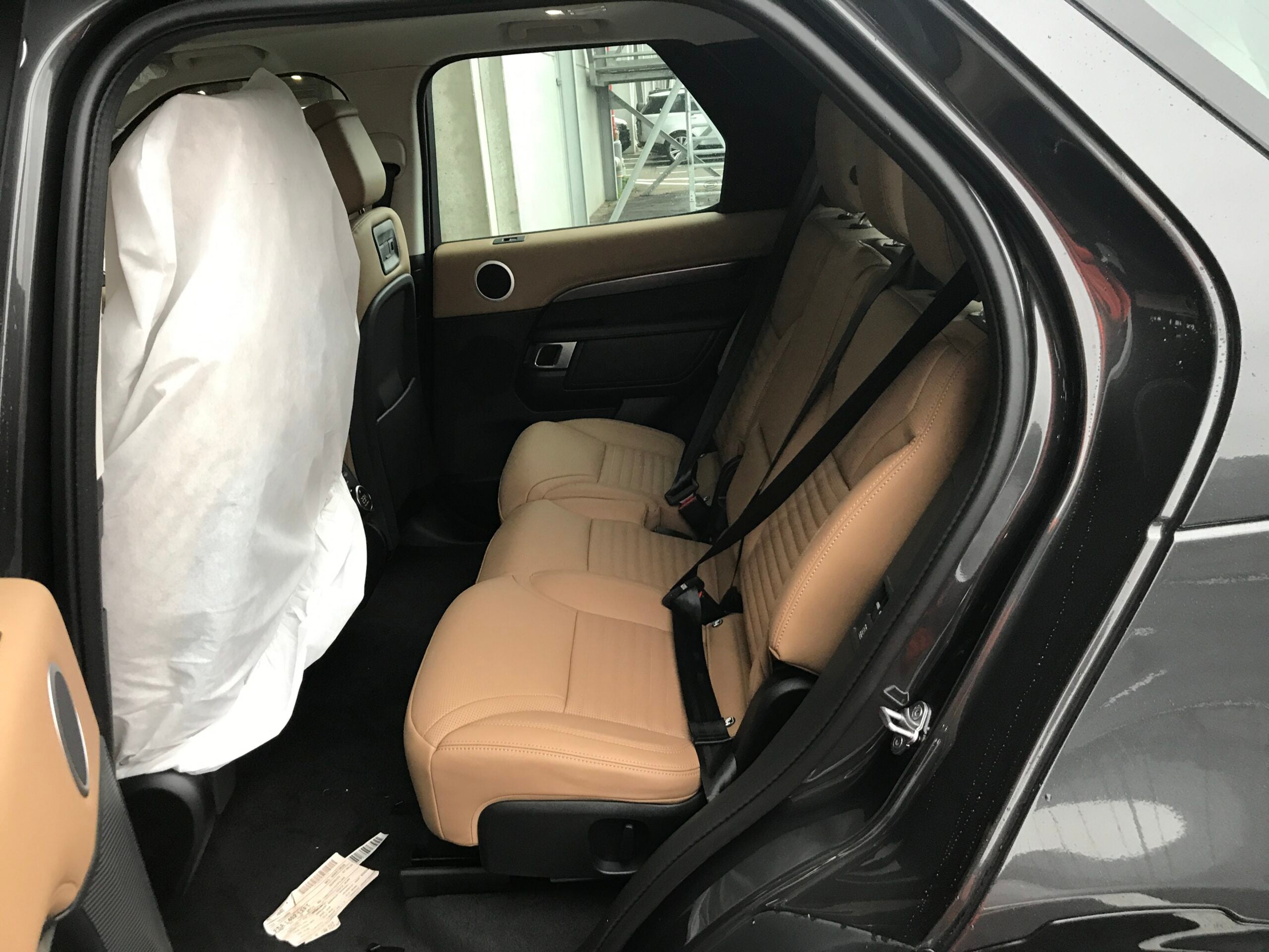 Land Rover Discovery D350 Metropolitan Edition AWD 3.0L Diesel