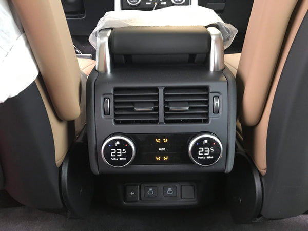 Land Rover Discovery D350 Metropolitan Edition AWD 3.0L Diesel