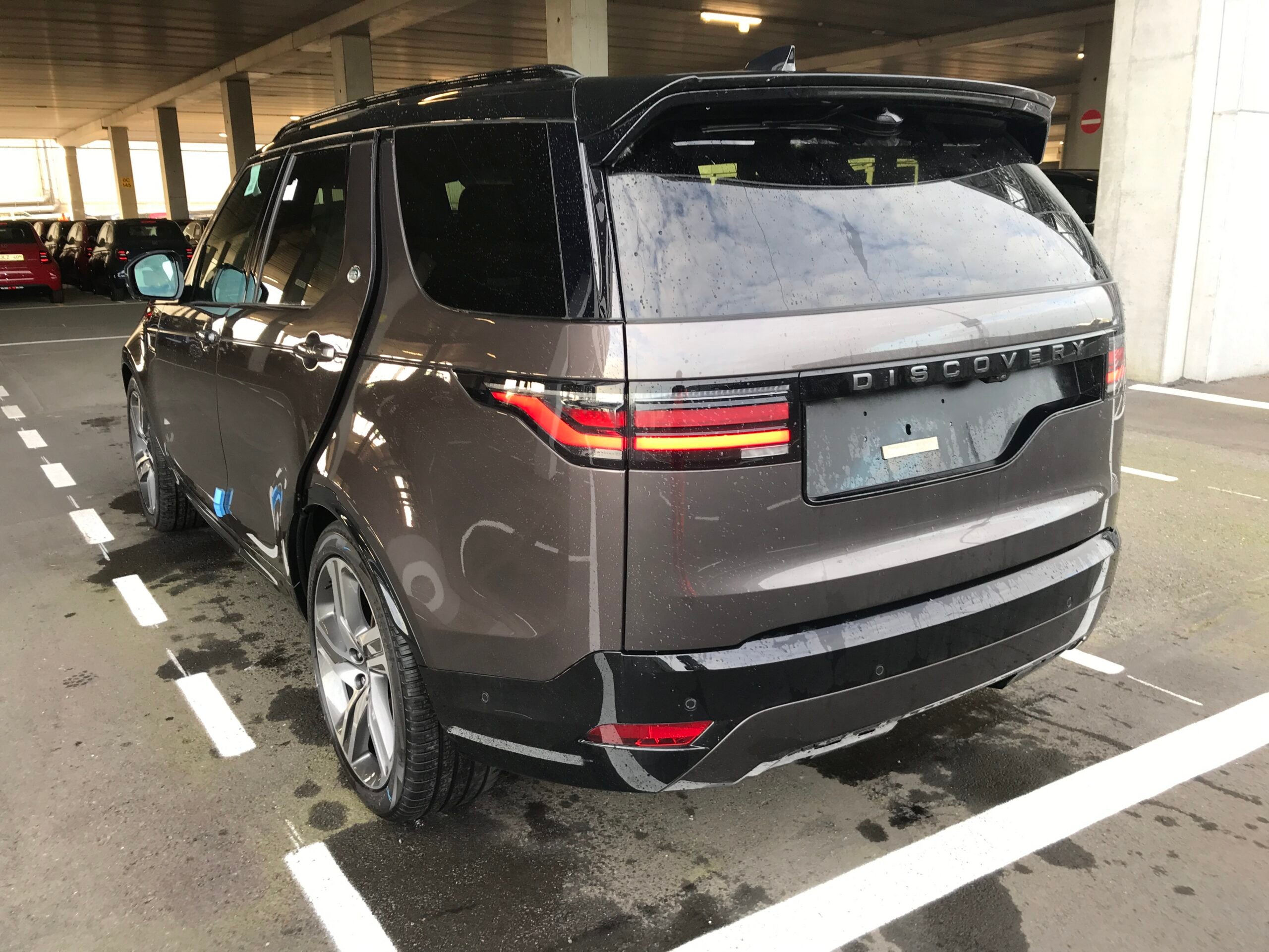 Land Rover Discovery D300 Dynamic SE 3.0L Diesel