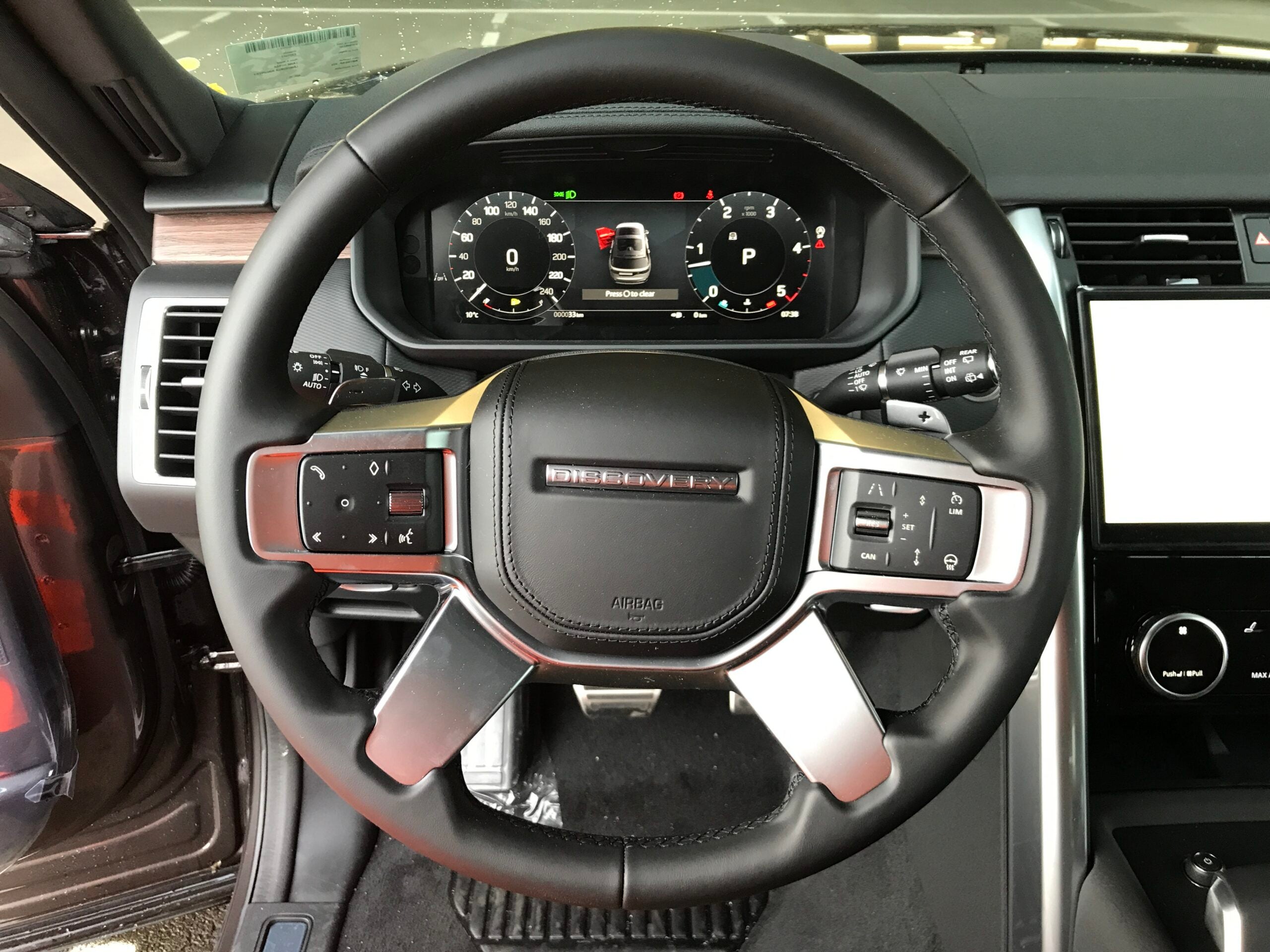 Land Rover Discovery D300 Dynamic SE 3.0L Diesel