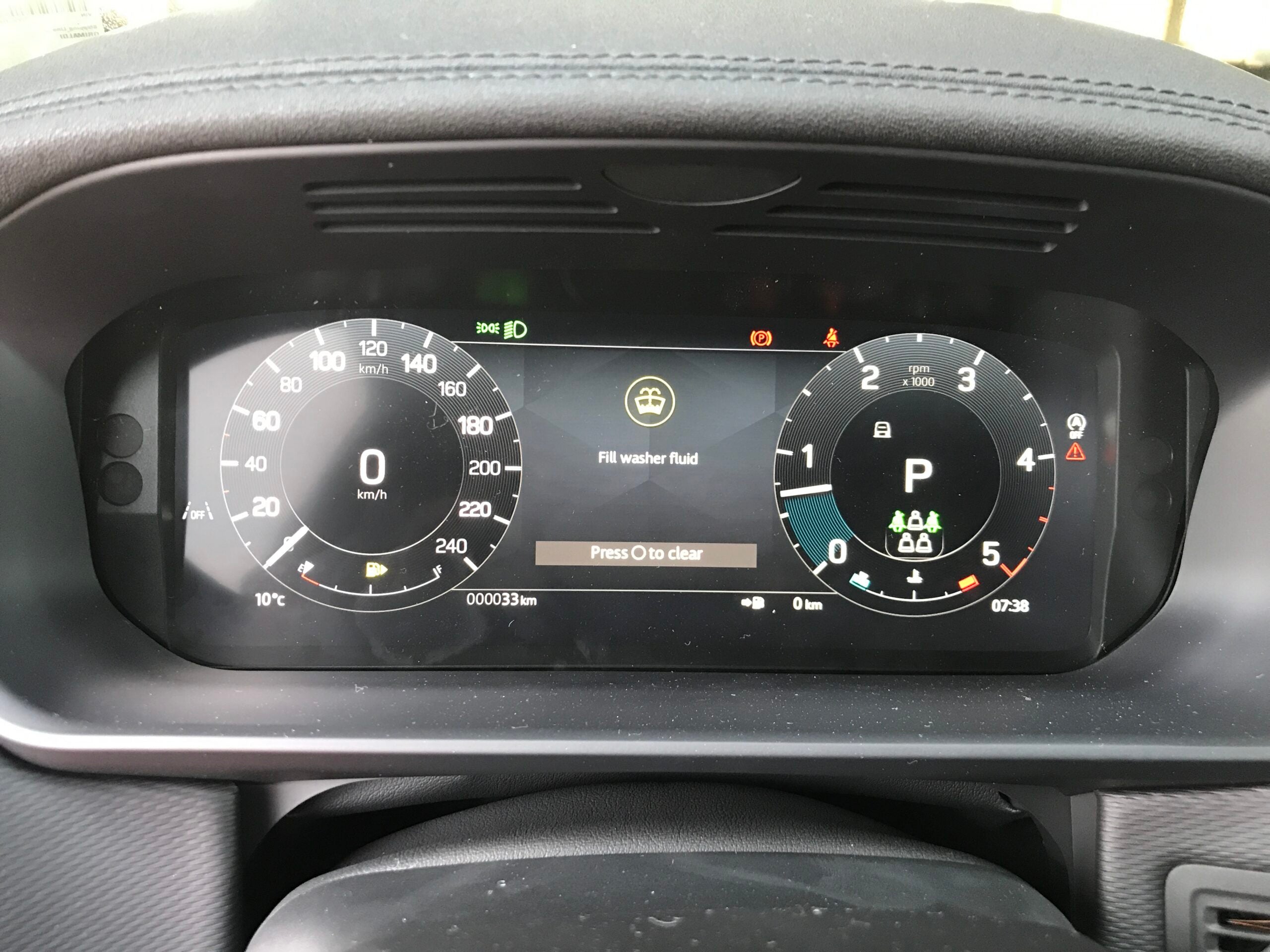 Land Rover Discovery D300 Dynamic SE 3.0L Diesel