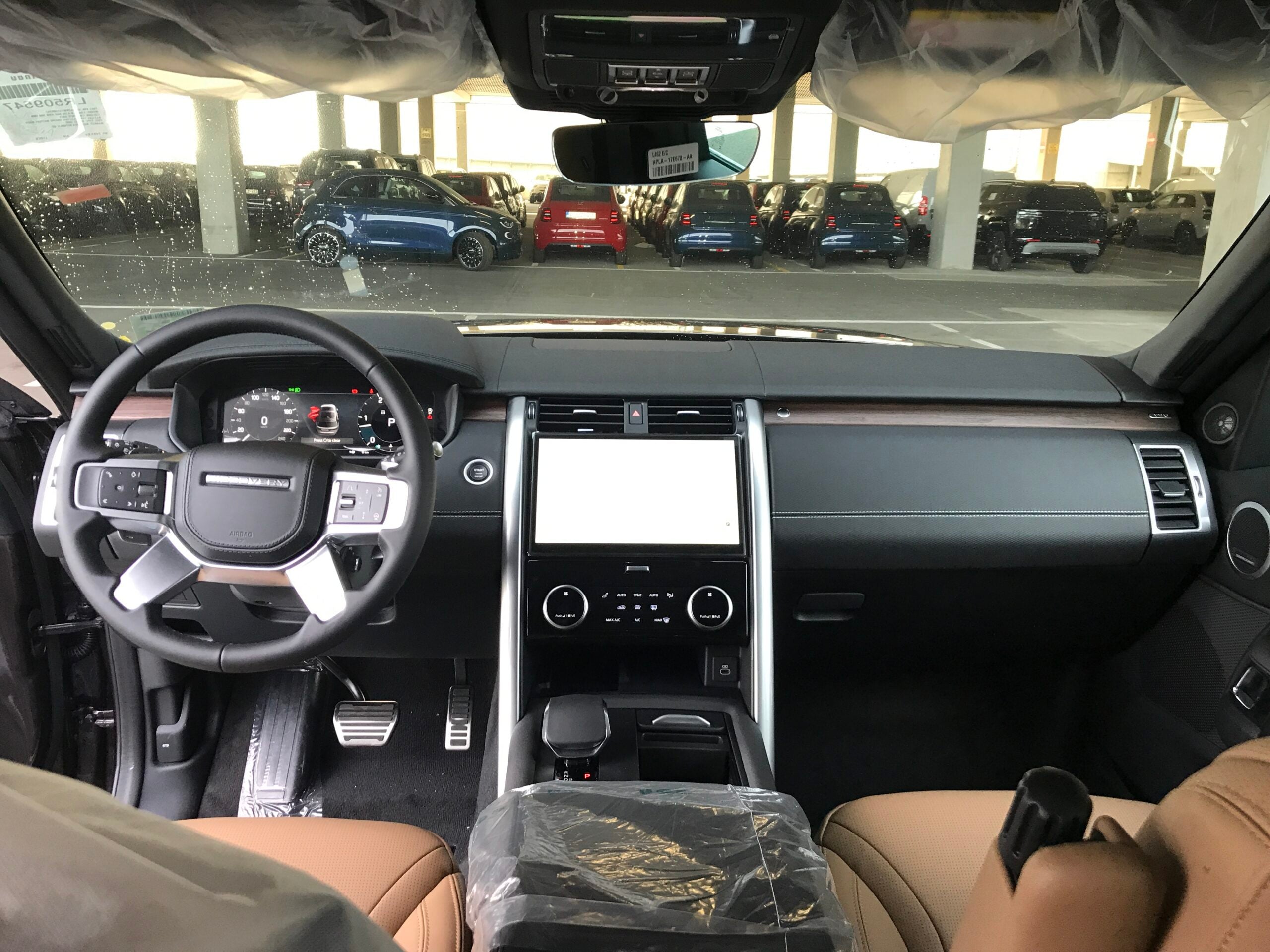 Land Rover Discovery D300 Dynamic SE 3.0L Diesel