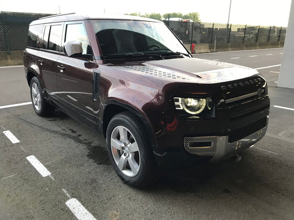 Land Rover Defender LWB P400 SE AWD