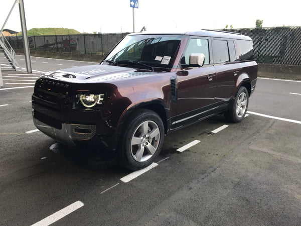 Land Rover Defender LWB P400 SE AWD