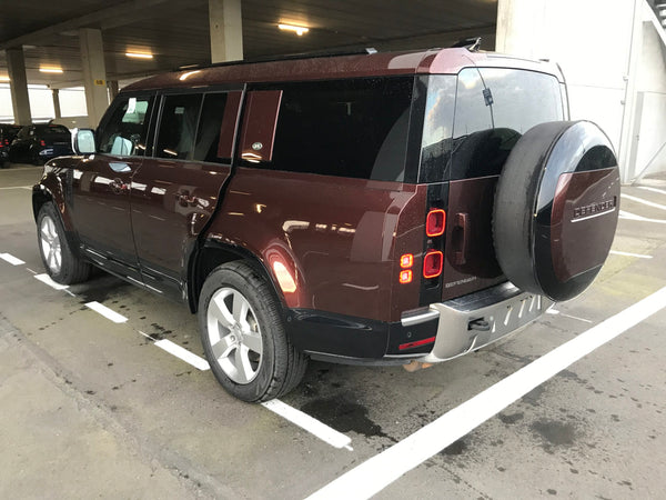 Land Rover Defender LWB P400 SE AWD