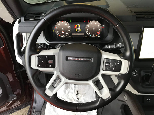 Land Rover Defender LWB P400 SE AWD