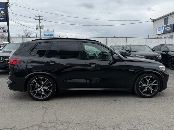 2022 BMW X5 xDrive45e M-Sport