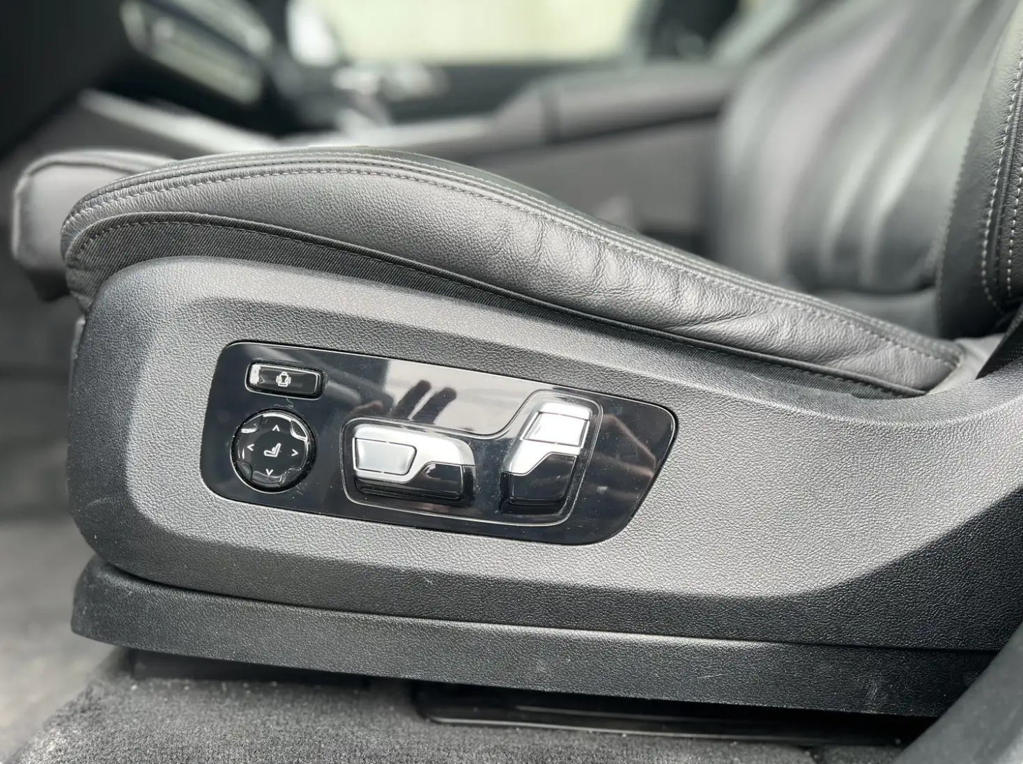 2022 BMW X5 xDrive45e M-Sport