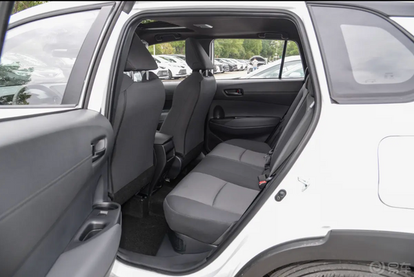 2026 Toyota Frontlander 2.0L Hybrid Leading Editionv