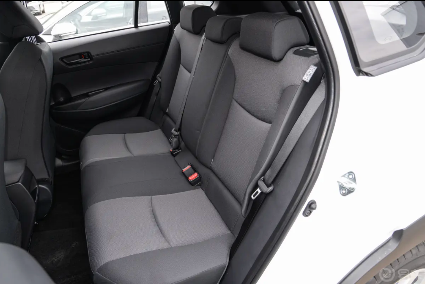2026 Toyota Frontlander 2.0L Hybrid Leading Editionv