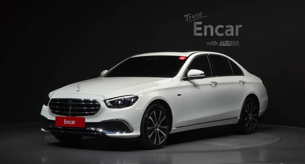 2021 Mercedes E300e 4MATIC