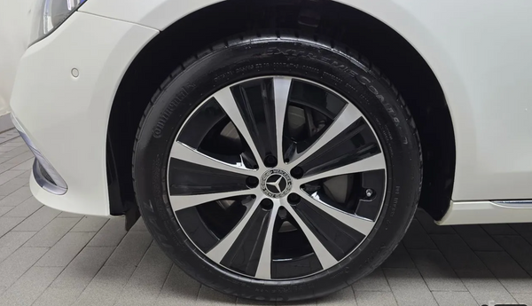 2021 Mercedes E300e 4MATIC