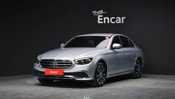 2021 Mercedes E300e 4MATIC