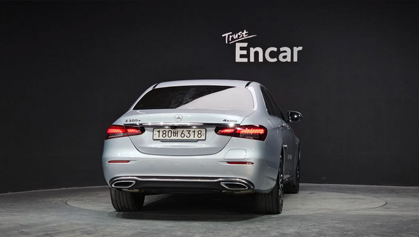 2021 Mercedes E300e 4MATIC