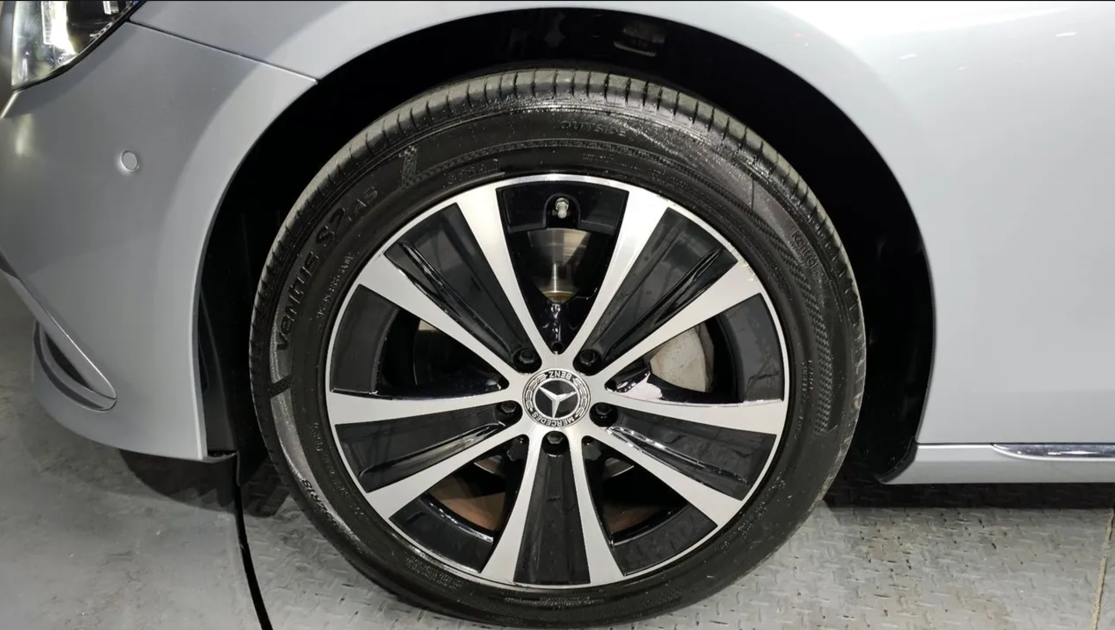2021 Mercedes E300e 4MATIC
