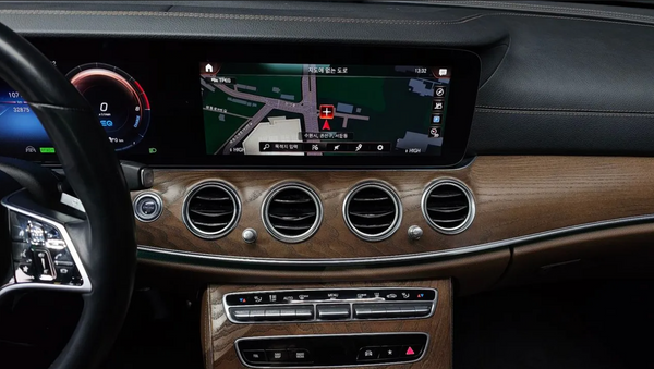 2021 Mercedes E300e 4MATIC