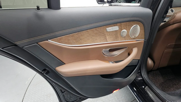 2021 Mercedes E300e 4MATIC