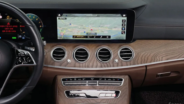 2021 Mercedes E300e 4MATIC