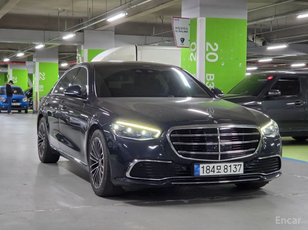 Mercedes S-Class