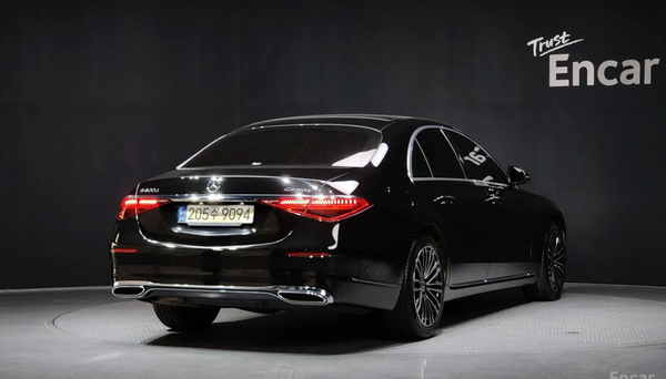Mercedes S-Class
