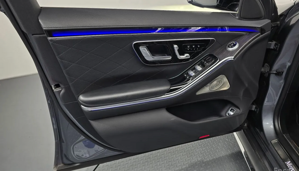 Mercedes S-Class