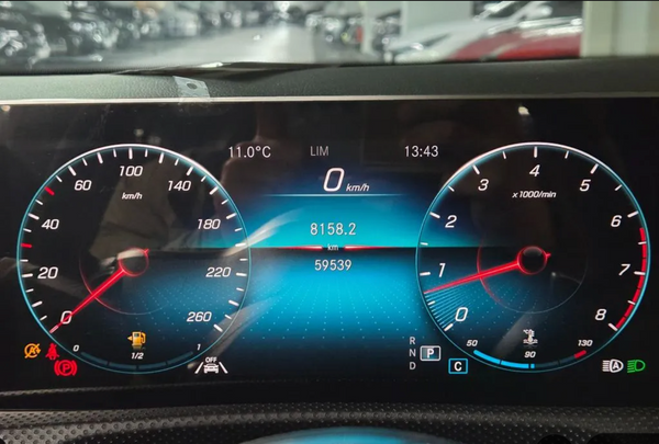 Mercedes-Benz CLA
