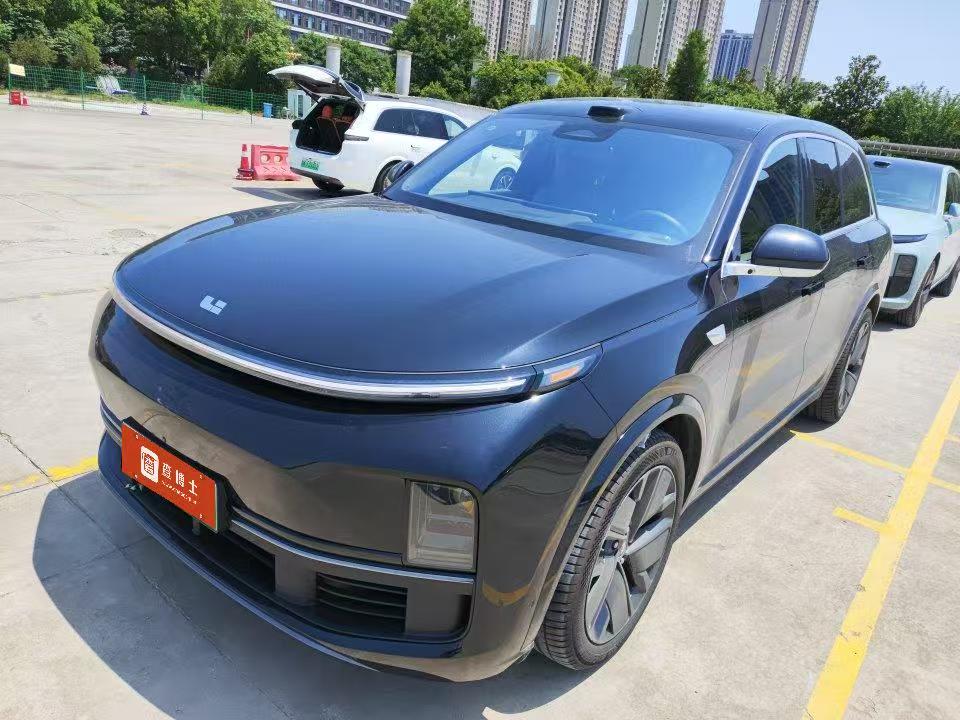 Lixiang L8