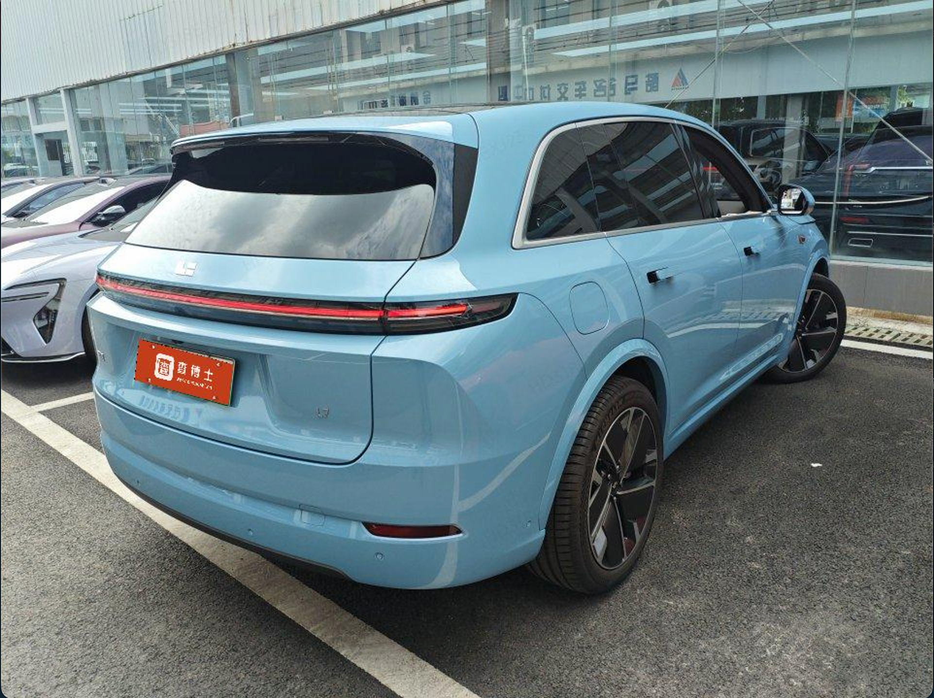 Lixiang L7