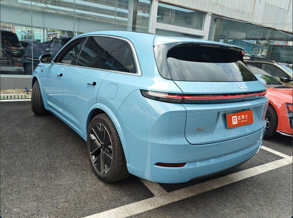 Lixiang L7