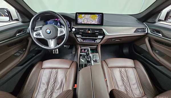 BMW 530e