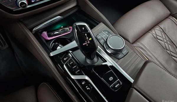 BMW 530e