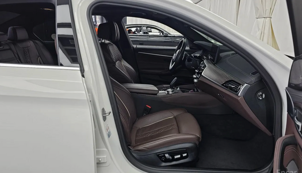 BMW 530e