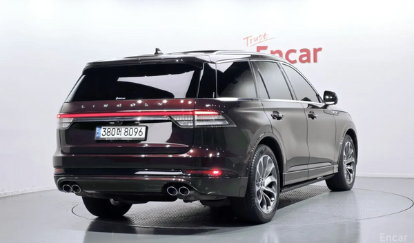 Lincoln Aviator