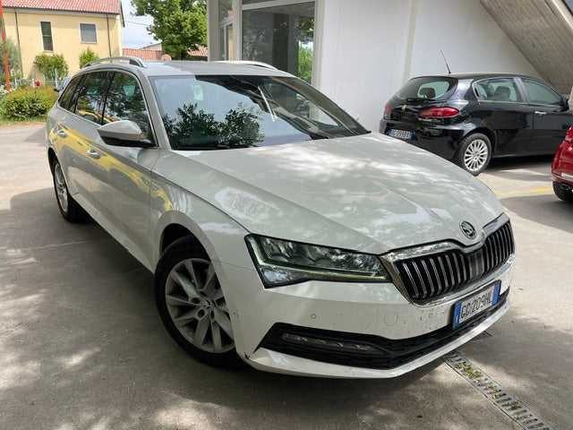 Skoda Superb Combi