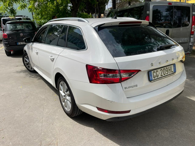 Skoda Superb Combi