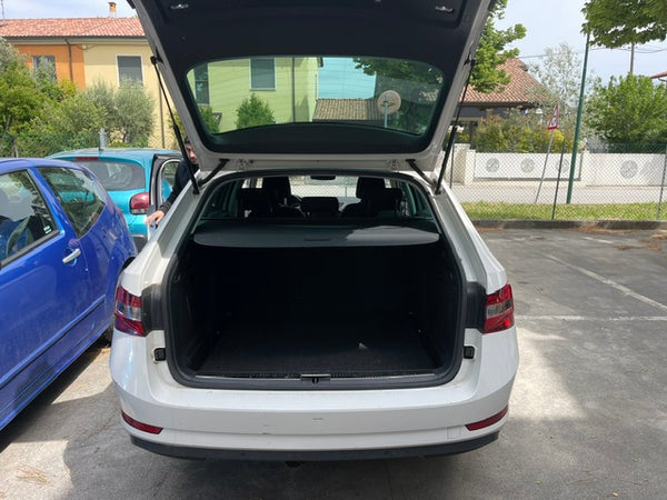 Skoda Superb Combi