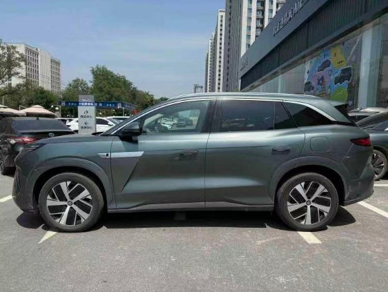BYD Tang L