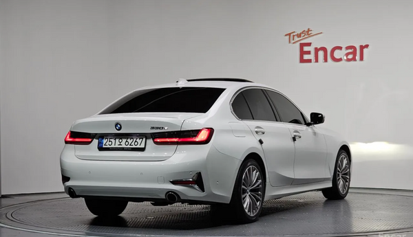 BMW 320e