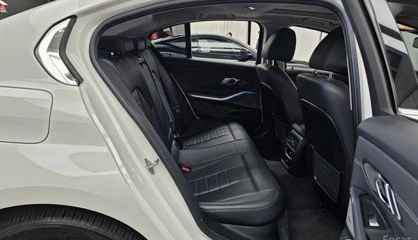 BMW 320e
