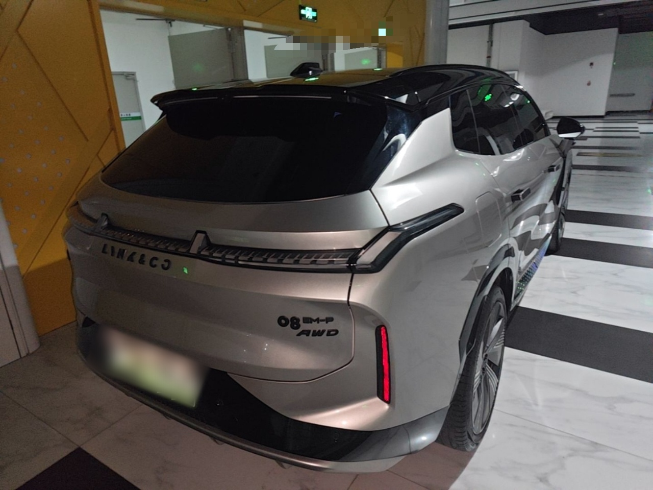 Lynk & Co 08