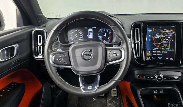 Volvo XC40
