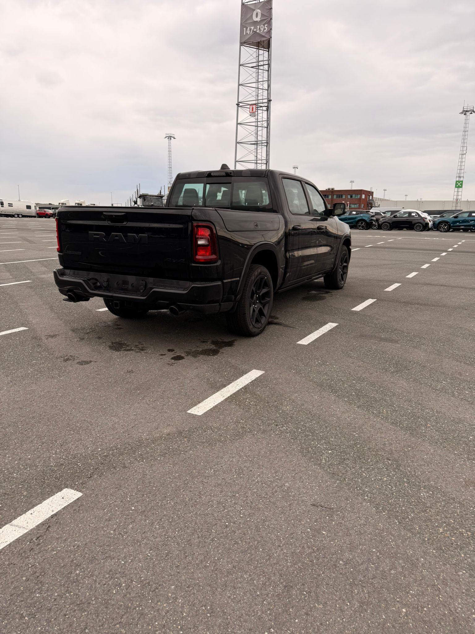 DODGE RAM