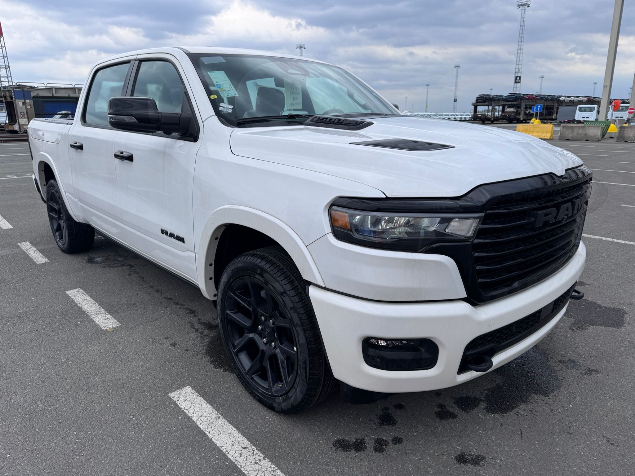 DODGE RAM