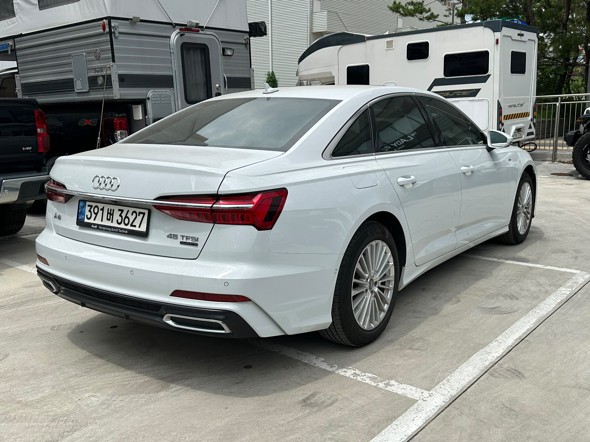 Audi A6