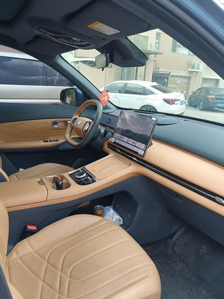 Geely Galaxy L7