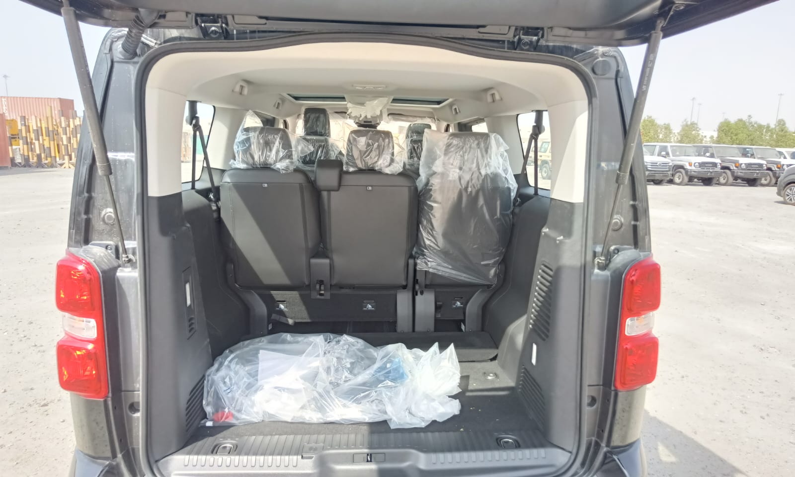 Peugeot Traveller