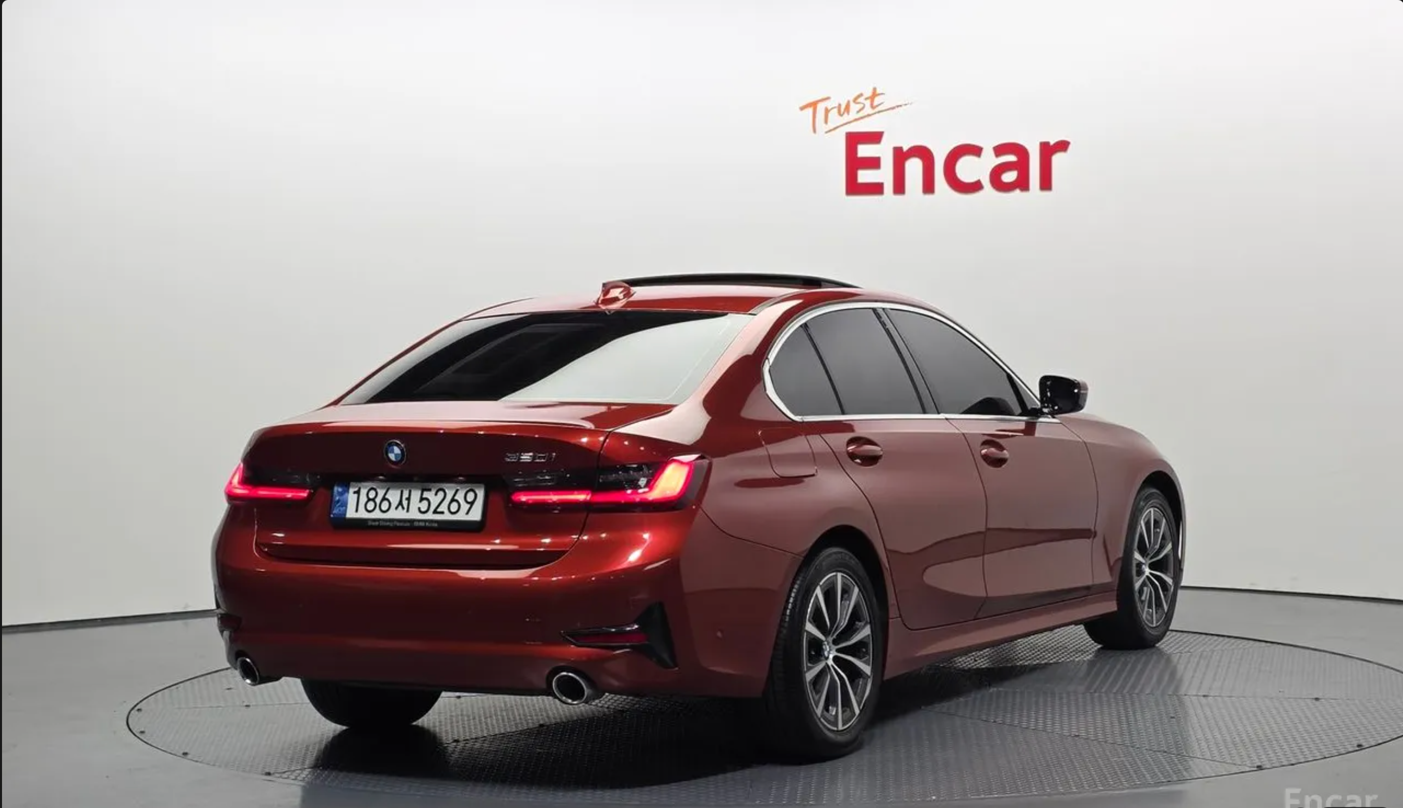 BMW 320i