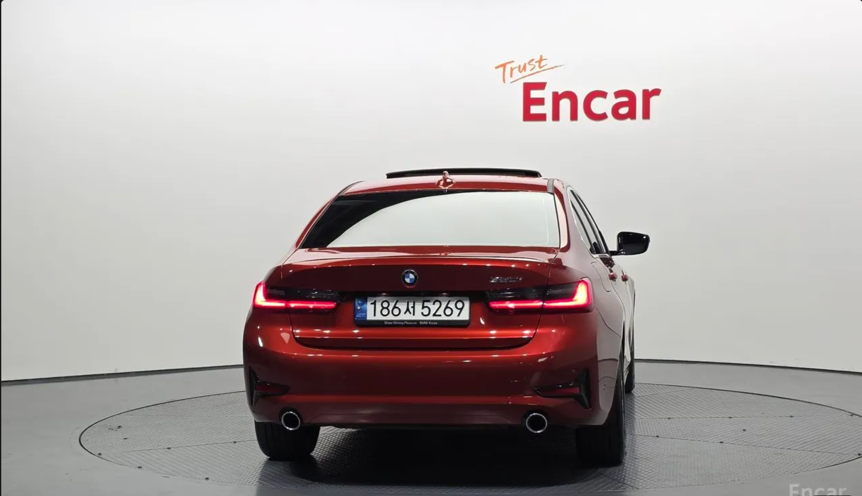 BMW 320i